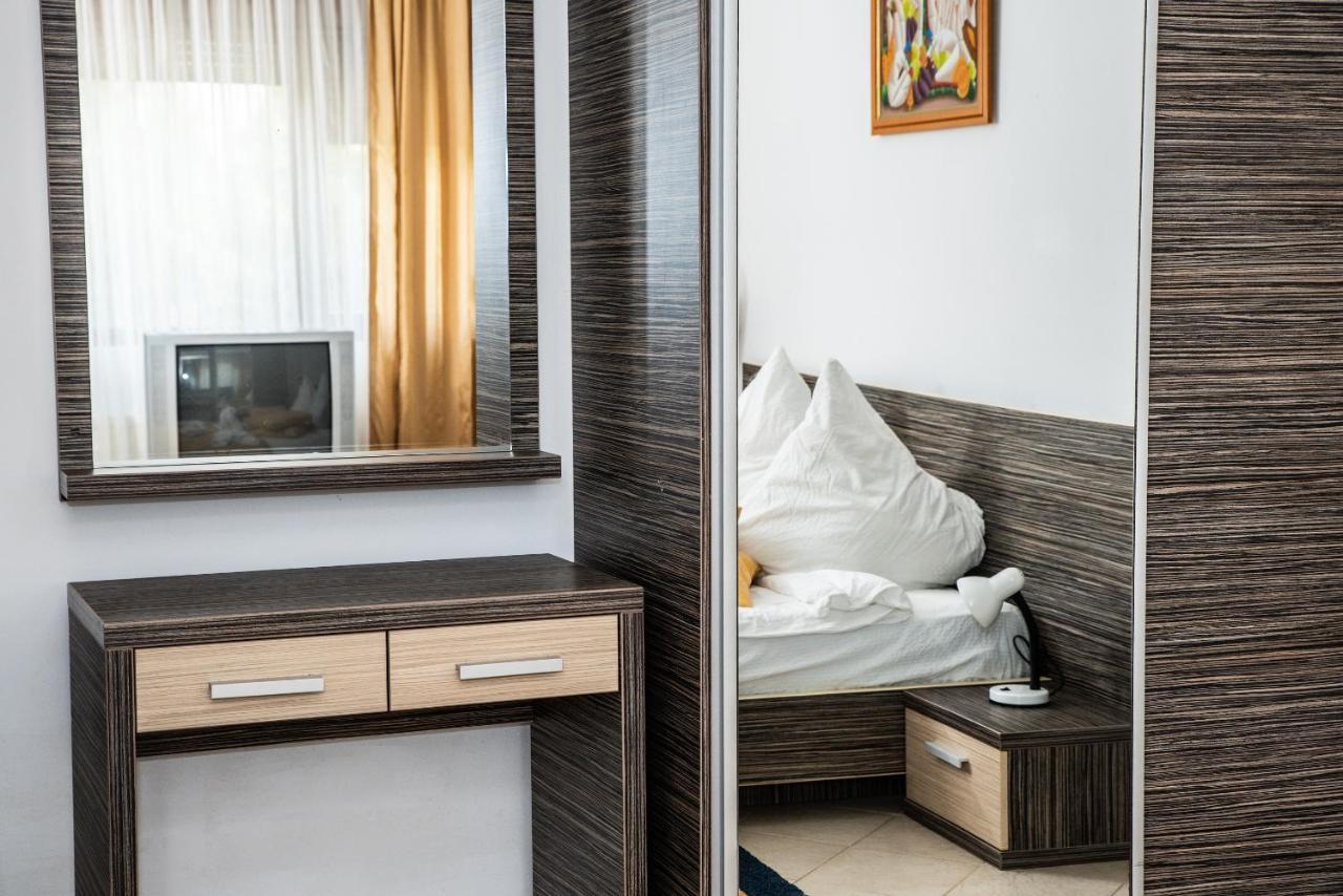 Club Residence Apartments Neptun Exterior foto